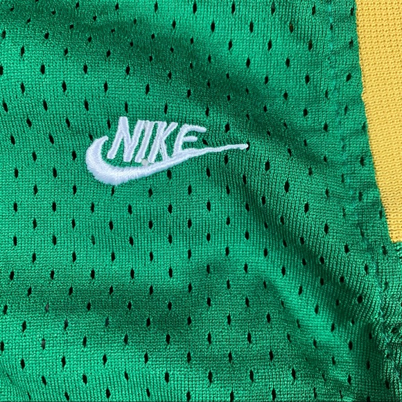 Lebron James High School Jersey - Picture 4 of 13